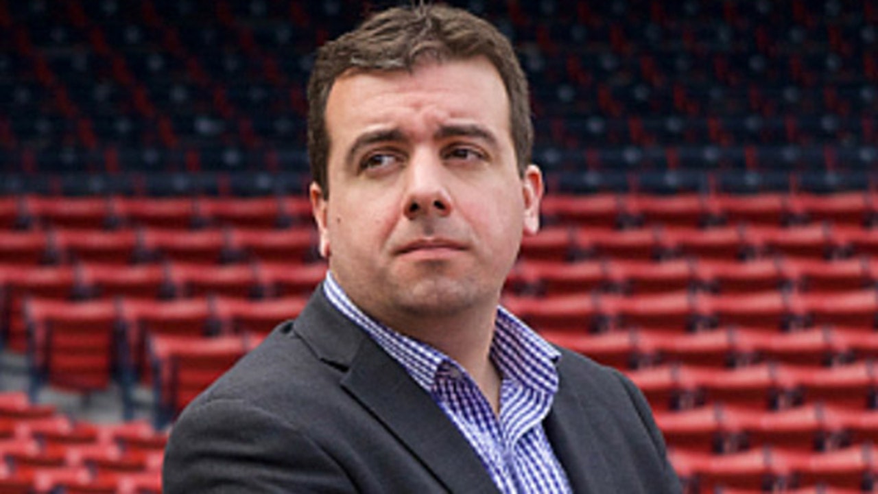 Former Cardinals executive pleads guilty to hacking Astros